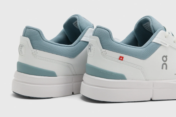 On Men's The Roger Advantage Sneaker (SKU: 3MF30644736)