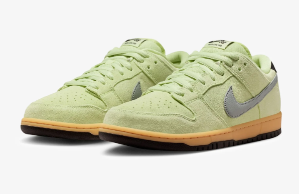 Nike SB Dunk Low Pro 'Light Liquid Lime / Black / Wolf Grey' Skate Shoe (HQ1626-300)