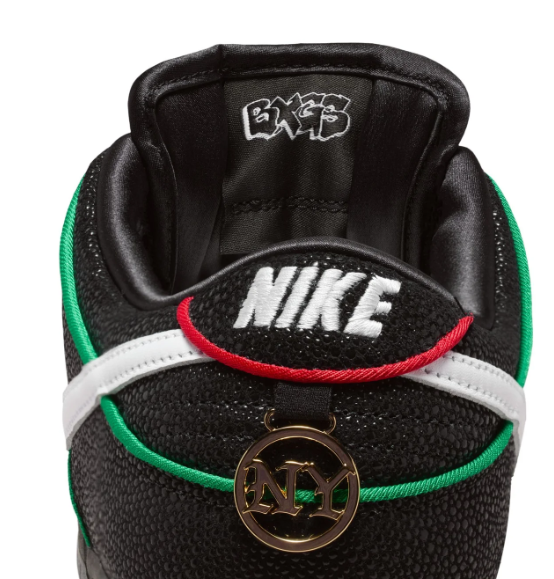 Nike SB Dunk Low Pro QS 'Circuit Board' Skate Shoe (304292-614)
